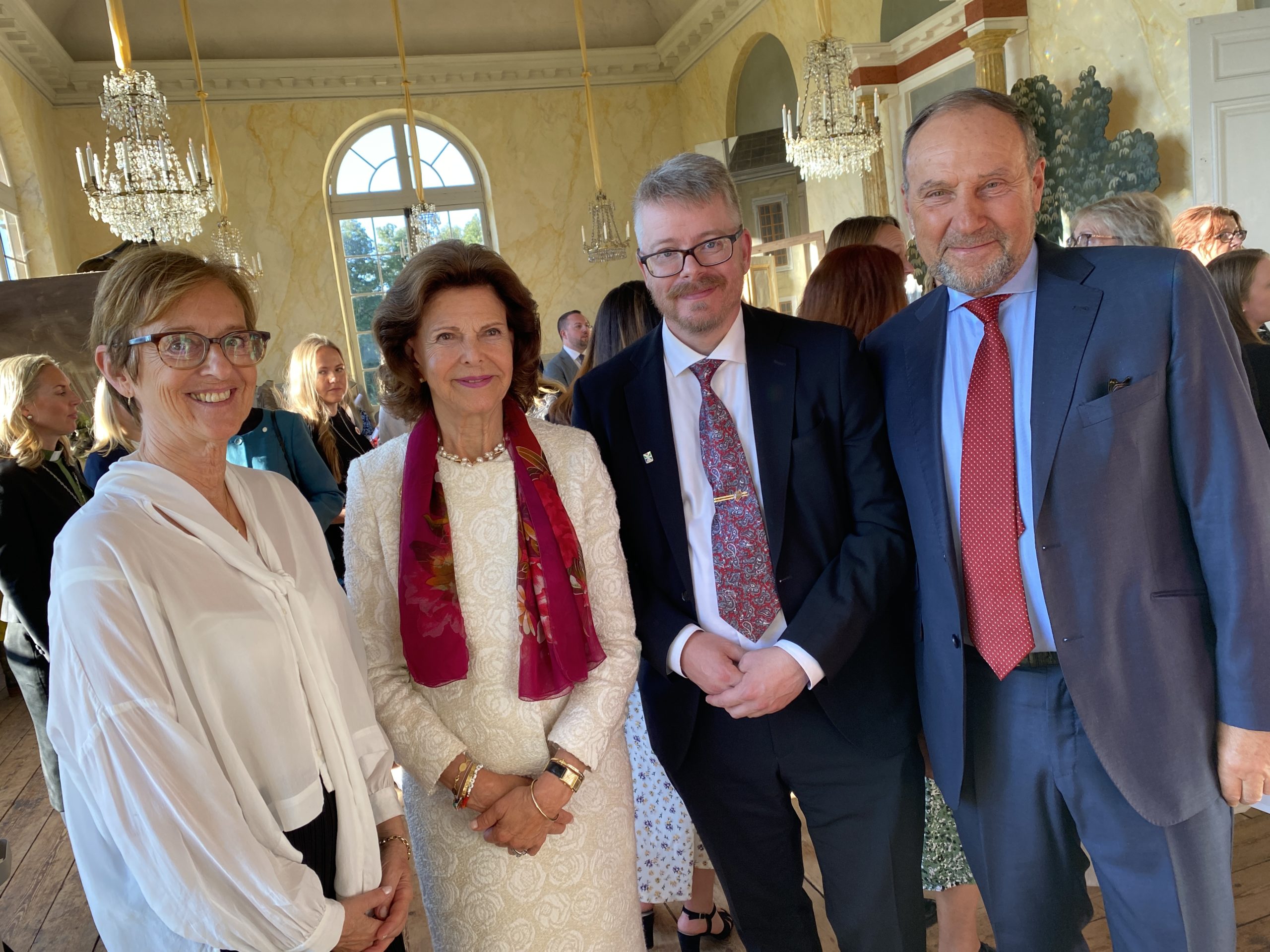 Drottning Silvia delar ut Alzheimer Life-stipendiet – Stödmodell för hur man tar hand om patienter med Alzheimer direkt efter diagnos